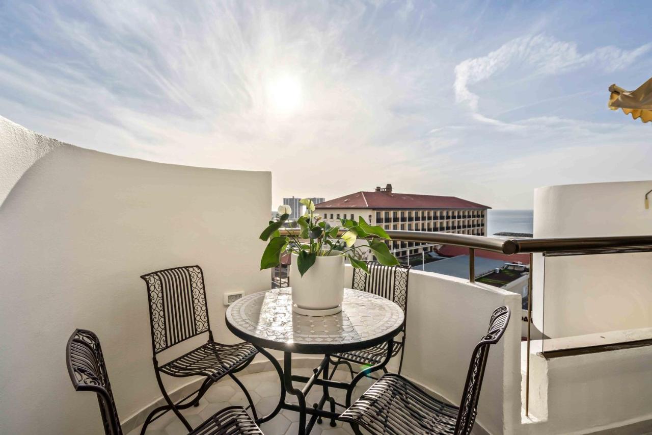 Elegant Duplex With Parking By Beachfront Stay Herzelia Kültér fotó